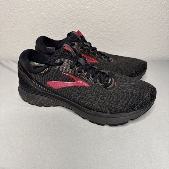 Brooks Shoes - Brooks Ghost 11 GTX Womens Size 9.5 Running Shoes Black Red Athletic Sneakers